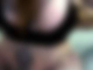 Live cam show with pamelagunns - Bedroom on CamwithHer