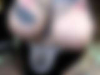 Live cam show with pamelagunns - Big Nipples on Camsoda