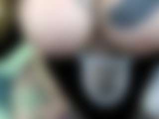 pamelagunns's Live Sex Cam Show