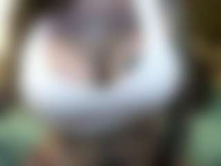 pamelagunns's Live Sex Cam Show