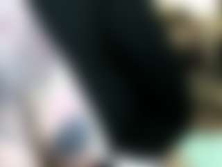 Live cam show with pamelagunns - Bikini on friskycurves.com
