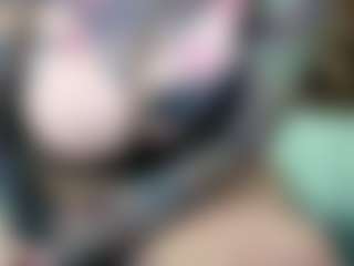 pamelagunns's Live Sex Cam Show