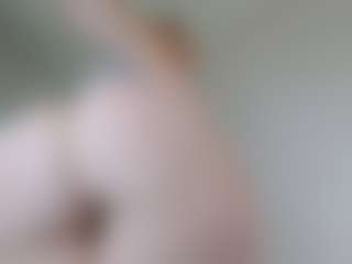 Live cam show with Rosey - Dirty on intimatelivegirls.com