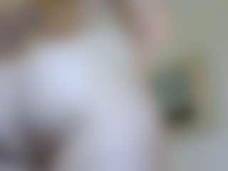 Live cam show with Rosey - Toes on PervPlay.com