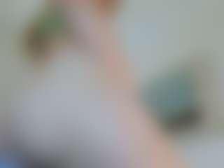 Live cam show with Rosey - Pornstar Lush on live18s.com