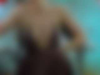 Live cam show with Allie - Ass Bouncing on Camsoda