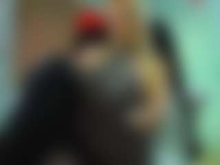 Live cam show with Allie - Ass Bouncing on Latina Girls