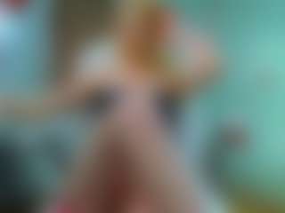 Live cam show with Allie - Curvy on Camversity