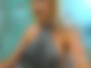 Live cam show with Allie - Green Eyes on CamwithHer