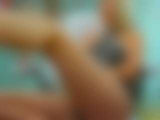 Live cam show with Allie - Fingers on Soda Cam