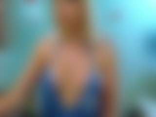Live cam show with Allie - BBW on Free Soda