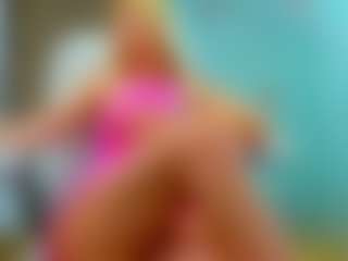 Live cam show with Allie - Green Eyes on Camsoda