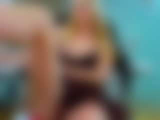 Live cam show with Allie - BBW on livesexfox.com