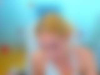 Live cam show with Allie - Blonde Hair on Streamer API