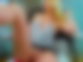 Live cam show with Allie - Lush Blonde Hair on TeamSkeetLive