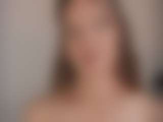 Live cam show with Hedonism - Curvy on CamSodaAdn