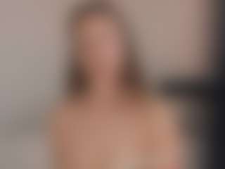 Live cam show with Hedonism - Brown Hair on friskycurves.com