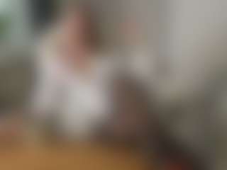 Live cam show with Hedonism - College Curvy on Camsoda