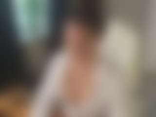 Live cam show with Hedonism - Bikini on chickslive.net