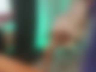 Live cam show with Hedonism - Foot Fetish Brown Hair on Gym Cam Girls