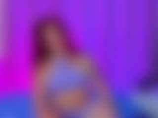 Live cam show with hannasimmons - Average on PervPlay.com