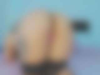 Live cam show with hannasimmons - Solo on Camsoda