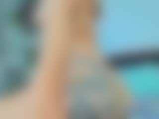 Live cam show with hannasimmons - Lush on Camsoda