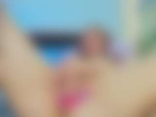Live cam show with hannasimmons - Blowjob on iamadamtest123.com