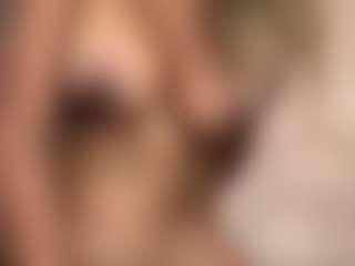 Live cam show with jennermd - Curvy on iamadamtest123.com