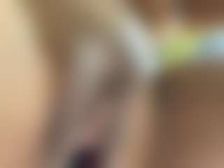 Live cam show with jennermd - Costume on Uber Horny