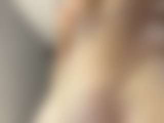 Live cam show with jennermd - Shaved Pussy on Dolls Live