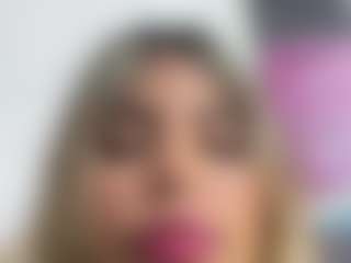 Live cam show with jennermd - Curvy Teen (18+) on sexytreat.net