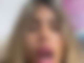 Live cam show with jennermd - Brown Hair Teen (18+) on SxyPornLive