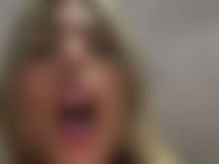 Live cam show with jennermd - Arab Young Adult on AdultVida.com