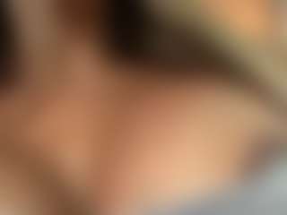 Live cam show with jennermd - Strip on crypto-cams