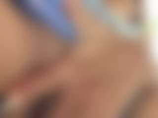Live cam show with jennermd - Lick on intimatelivegirls.com