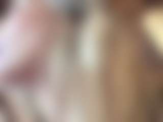 Live cam show with jennermd - Shaved Pussy Latina on luckytryst.com