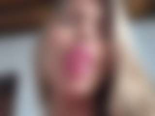 Live cam show with jennermd - Lovense MILF on Camsoda
