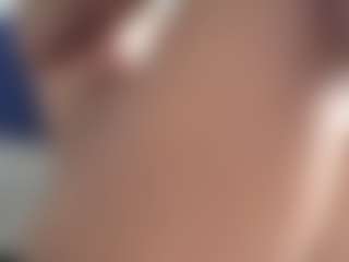 Live cam show with jennermd - Spy Latina on Camsoda