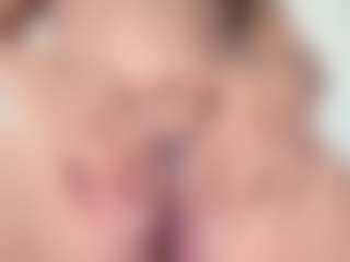 Live cam show with jennermd - Anal MILF on Gym Cam Girls
