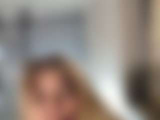 Live cam show with jennermd - Strip Brown Hair on xDating