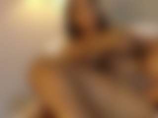 Live cam show with HOLLY-JORDA - Foot Fetish on Camming Site