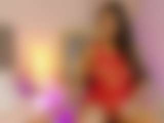 Live cam show with HOLLY-JORDA - Ebony on Camsoda | colombia
