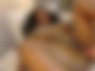 Live cam show with HOLLY-JORDA - Ebony Teen (18+) on xplaylive.com