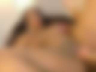 HOLLY-JORDA's Live Sex Cam Show