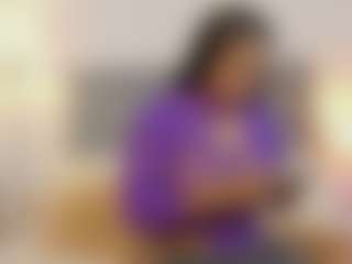 Live cam show with HOLLY-JORDA - Brown Eyes Ebony on Camiplay Live
