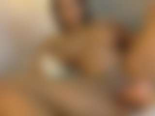HOLLY-JORDA's Live Sex Cam Show
