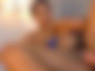 Live cam show with HOLLY-JORDA - Bedroom on Camsoda