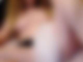 Live cam show with ilaiza - Massage on crypto-cams