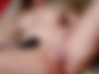 ilaiza's Live Sex Cam Show